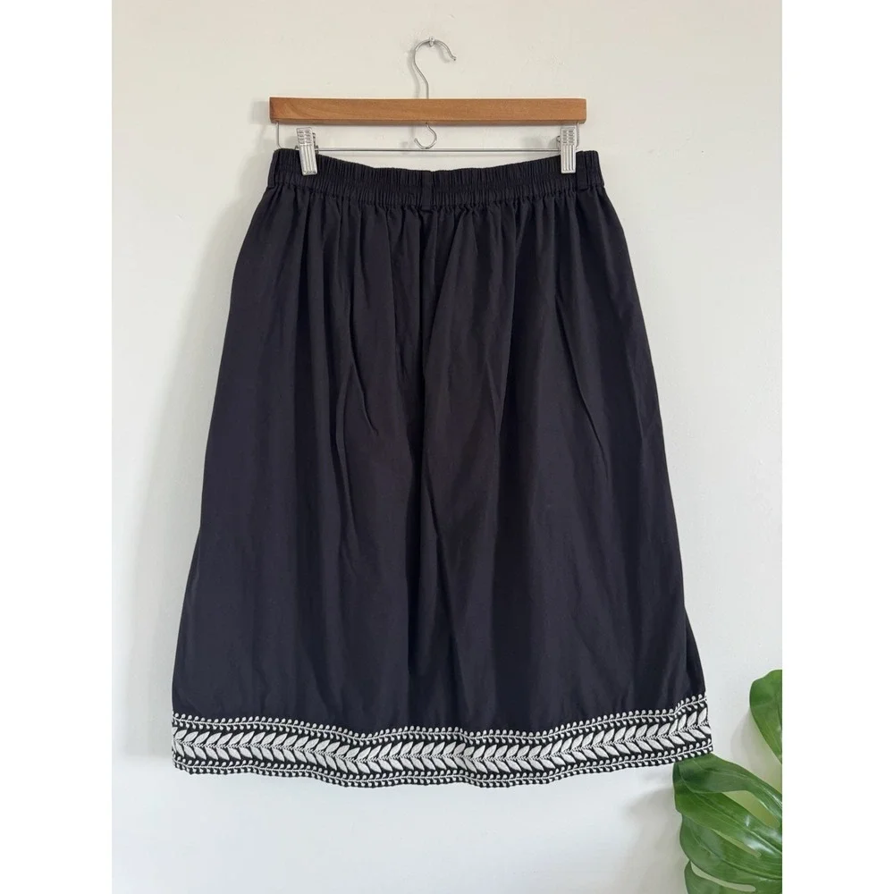 J.Crew Skirt Women's Small Black‎ Embroidered Hem A-Line Skirt Elastic Waist